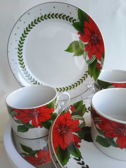 Порцеланов Коледен винтидж сет за чай или кафе