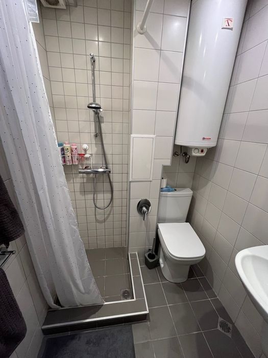 Дава се под наем Двустаен апартамент в Бургас, Лазур - 70 кв.м за 765 € - Снимка #7