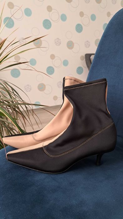 Ghetute Zara stil șosetă mărirea 37 aproape noi