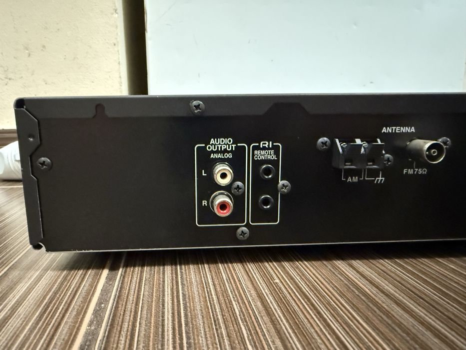 Onkyo T-4355 RDS Тунер
