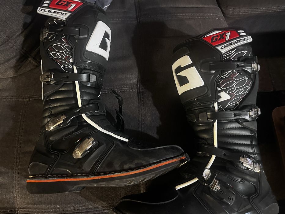 Обувки за мото крос