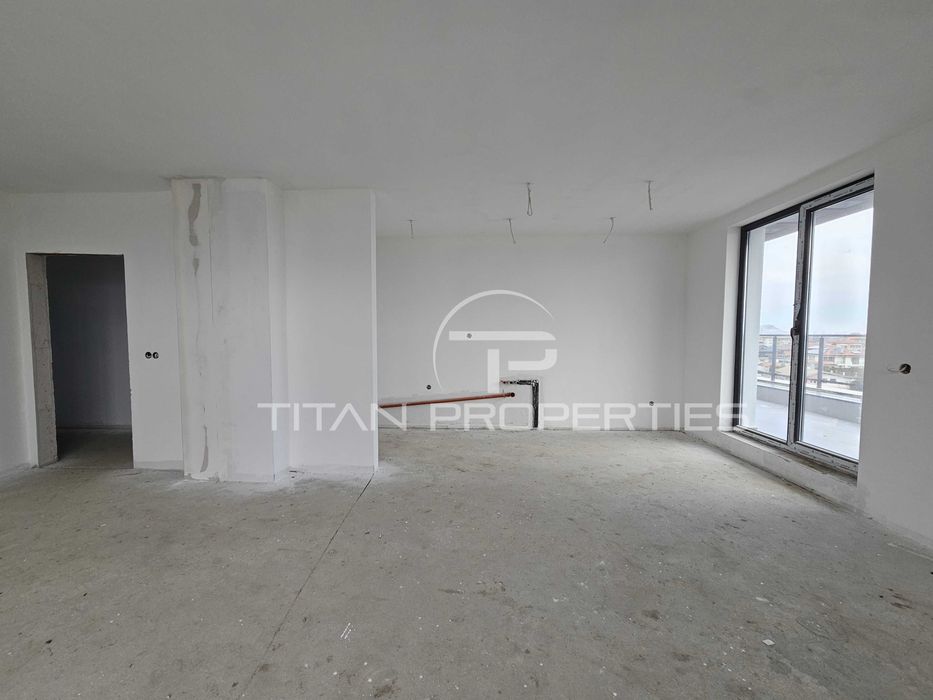 Продава се Тристаен апартамент в Пловдив, Коматево - 221 кв.м за 819 €/кв.м - Снимка #3