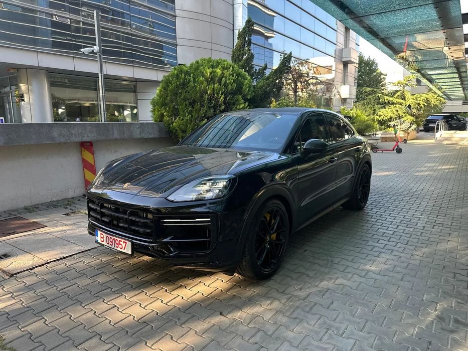 Porsche Cayenne Coupe Porsche Cayenne Turbo E-Hybrid Coupe GT-Package