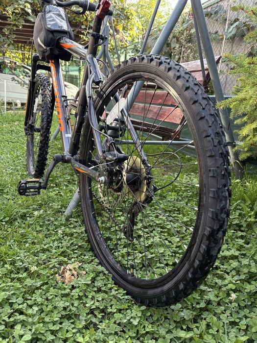Se ofera spre vanzare bicicleta   SCHWINN 26 x 1,90