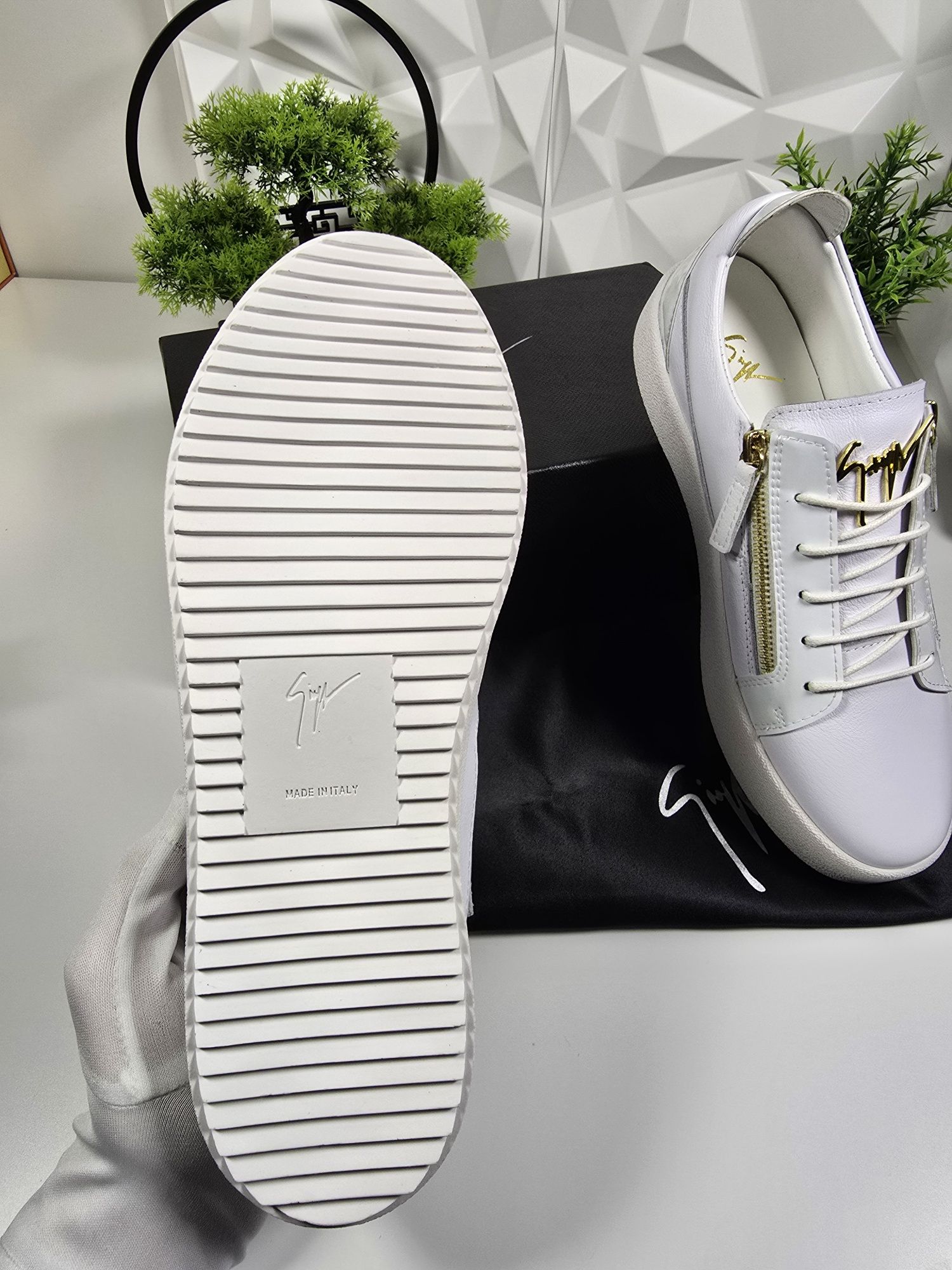 Обувки Giuseppe Zanotti