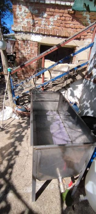 Продам вана за вадене на мед