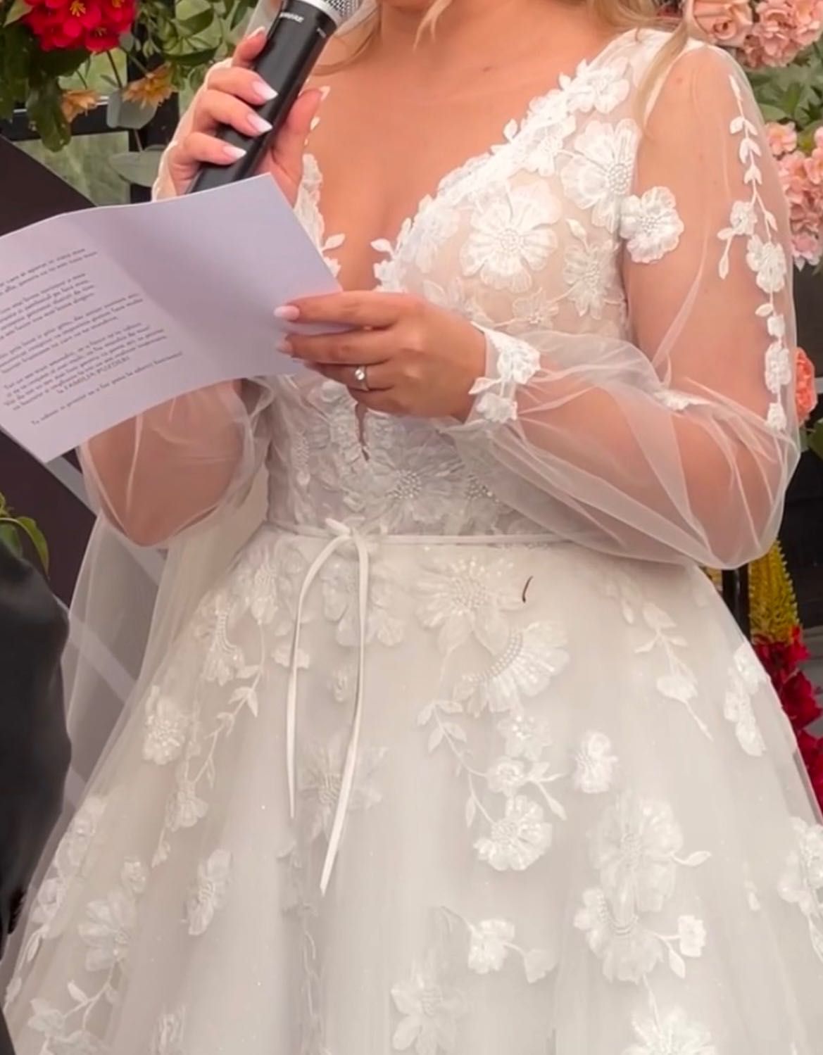 Vând rochie de mireasă