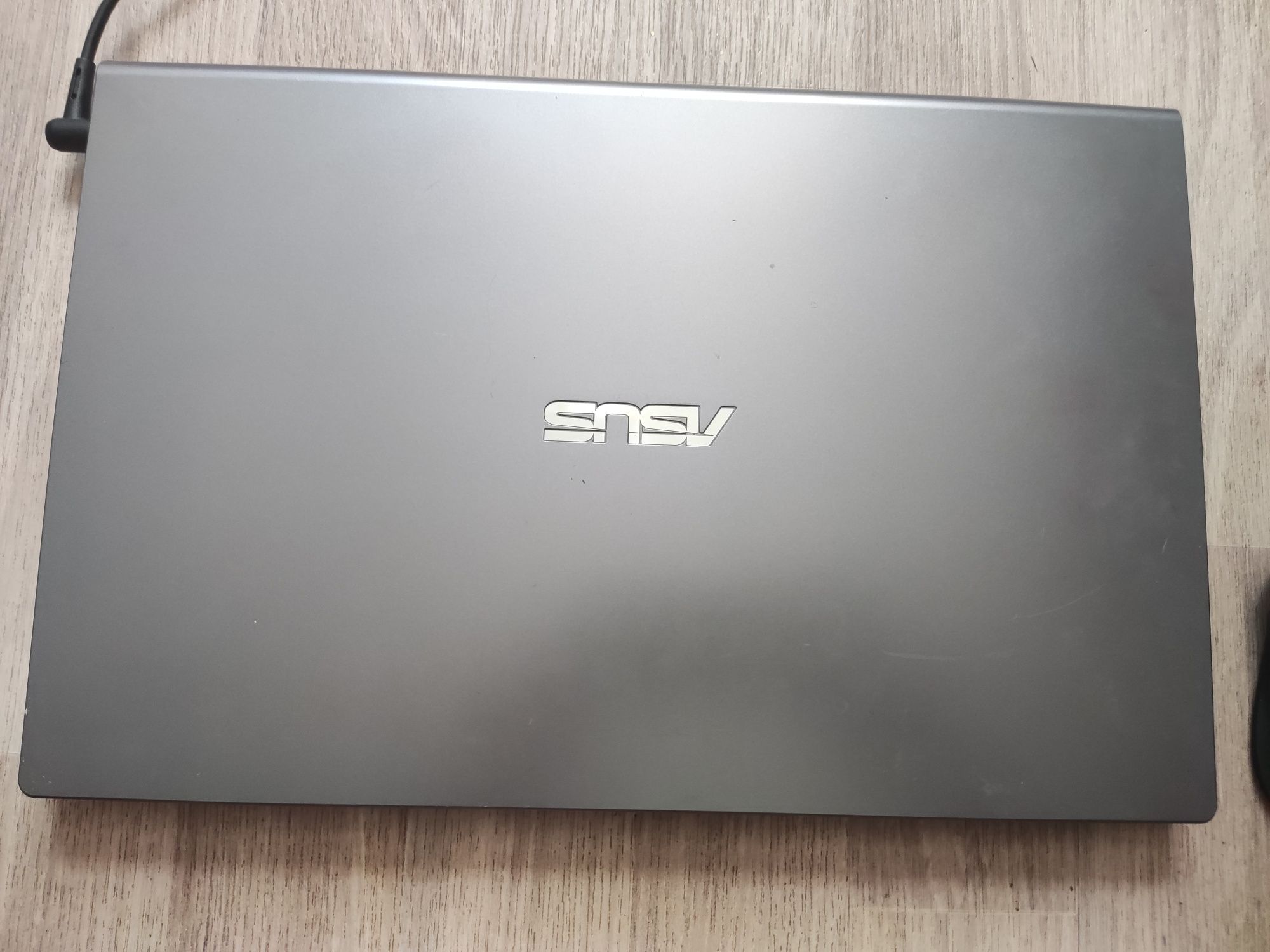 Ноутбук vivobook продам срочно
