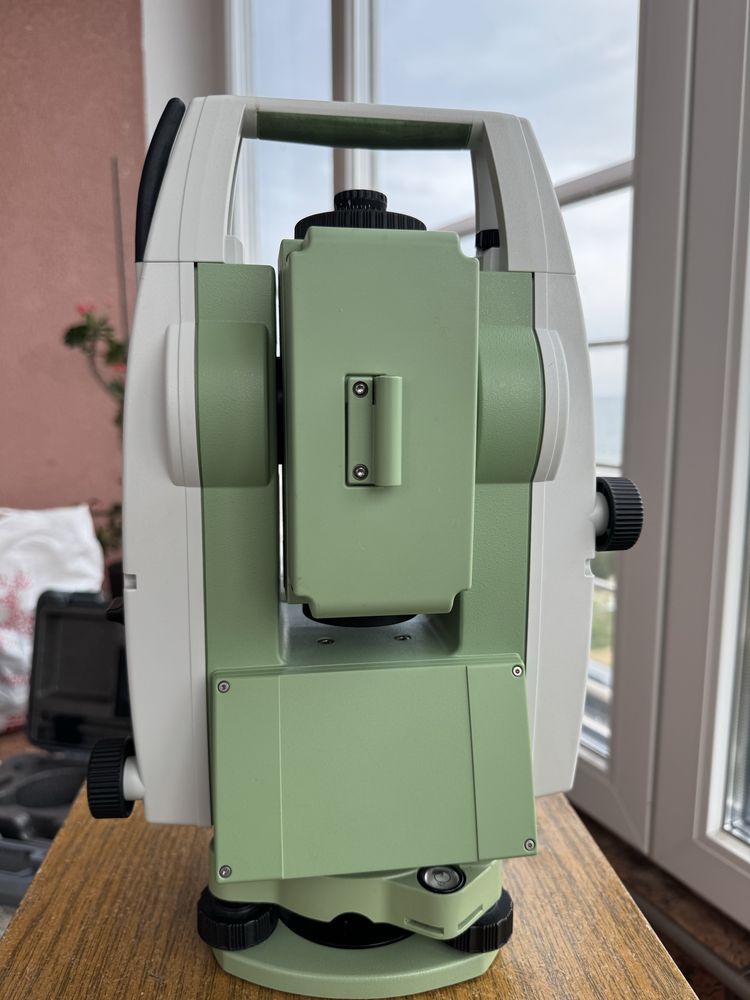 Statie totala Leica TS 09 Plus