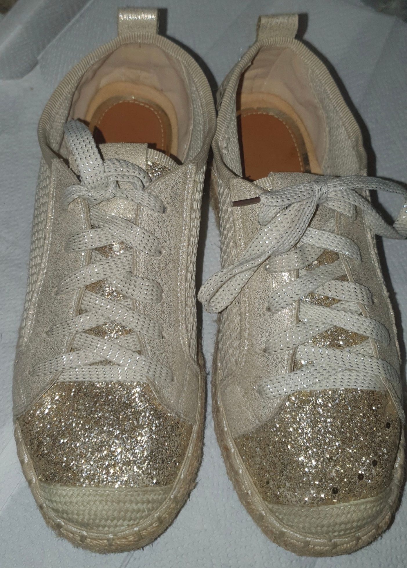 Sneakers Pantofi din piele casual nr 36, eleganti model deosebit