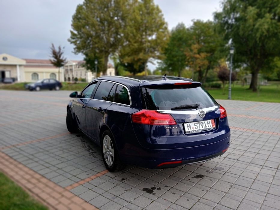 Opel Insignia 1.9 Diesel variante auto

Model 2012

Excepționala :cu m