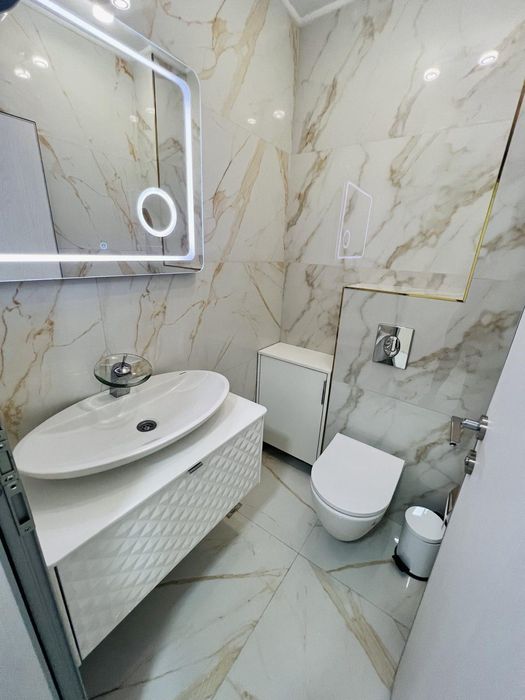 Дава се под наем Тристаен апартамент в Пловдив, Младежки Хълм - 95 кв.м за 900 € - Снимка #6