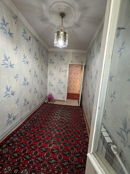 2 xona qilingan remonti yaxshi jihozlari qoladi