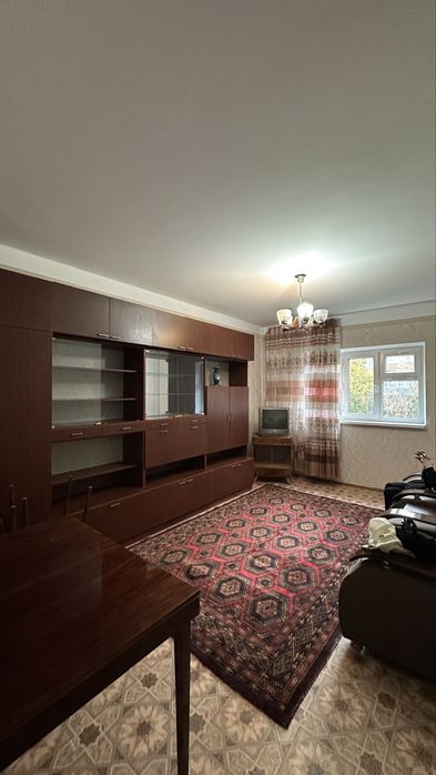 Ижарага 2/2/4 садик Логопед массив Феруза 2х комнатная в аренду срочно