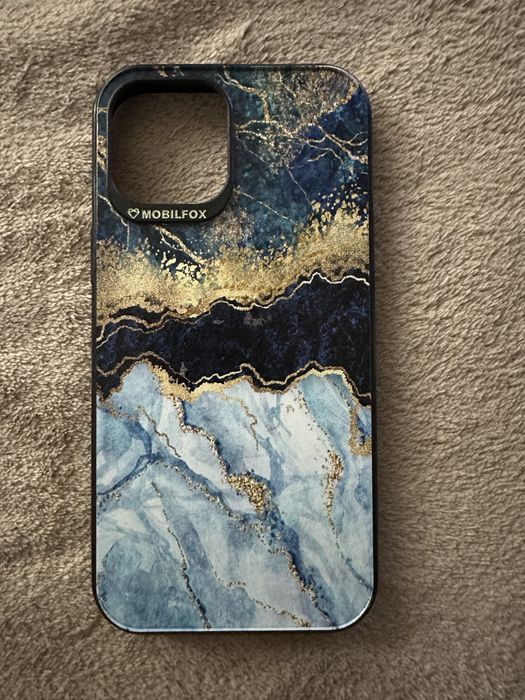 Vând huse iphone 12 pro max