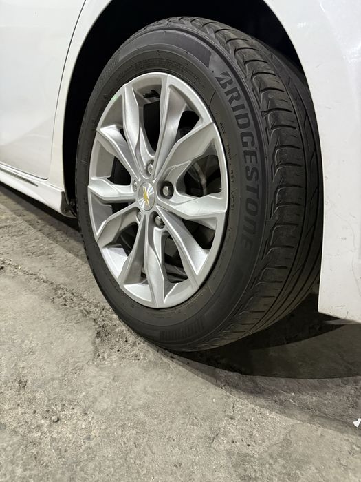 Малибу 2, Bridgestone Turana, 225/55R17 балон сотилади. 4 та дона.