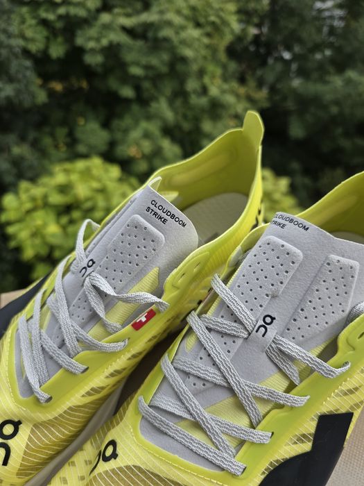 On Cloud Running Cloudboom Strike 44 Noi!
