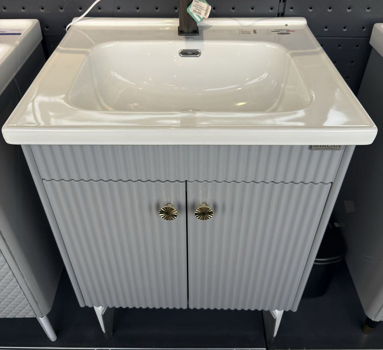 Тумбочка с раковиной 60см