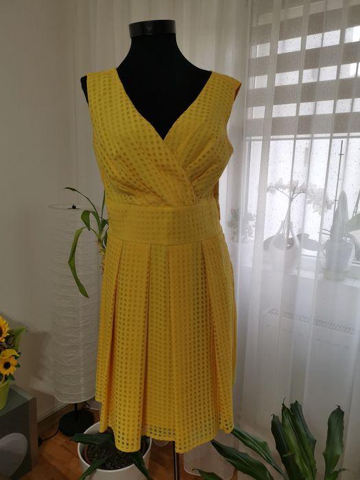 Rochiță de vară, galbenă