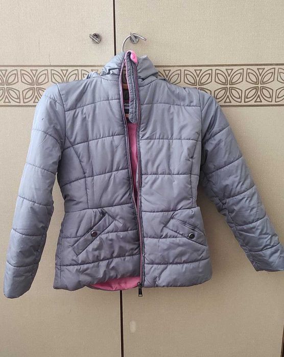 Теплая куртка на девочку