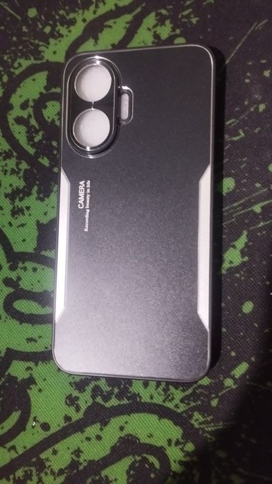 Redmi turbo 4 pro uchun 3ta chexol va 1 ta steklo