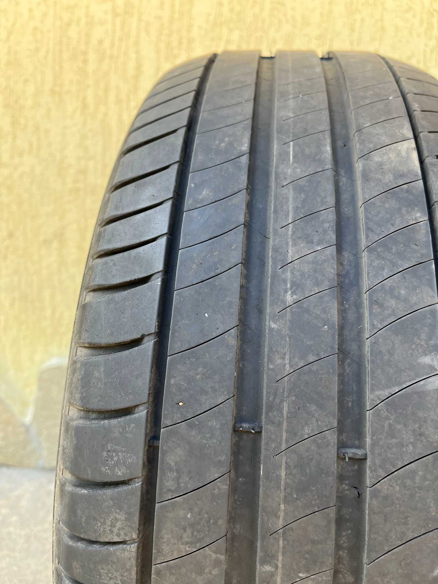 2 бр. летни гуми 225/55/17 Michelin DOT 0313 4,5 mm