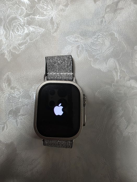 Apple watch ultra 49mm Titanium