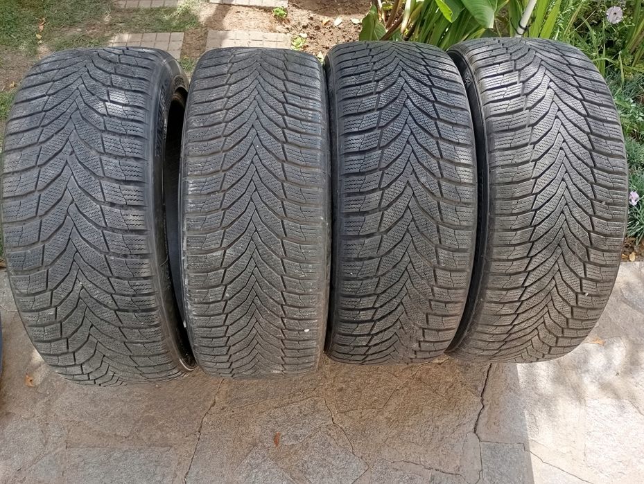 4броя Зимни гуми Nexen 245/45/19
