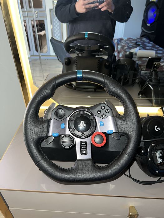 Volan Logitech G29 + Pedale + Schimbător viteze