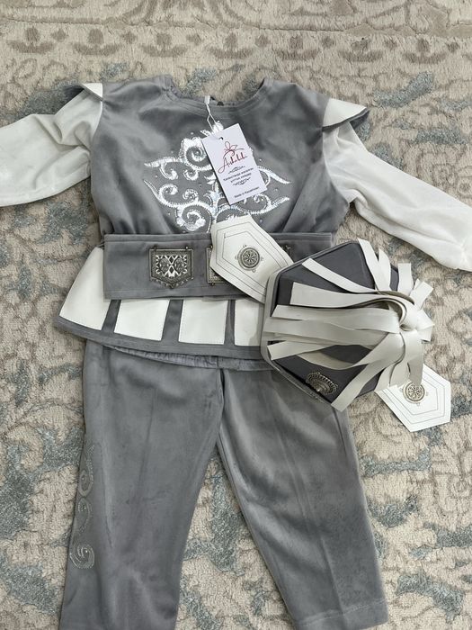 Тұсау кесер кастьюм сатылады 1 жасқа новый