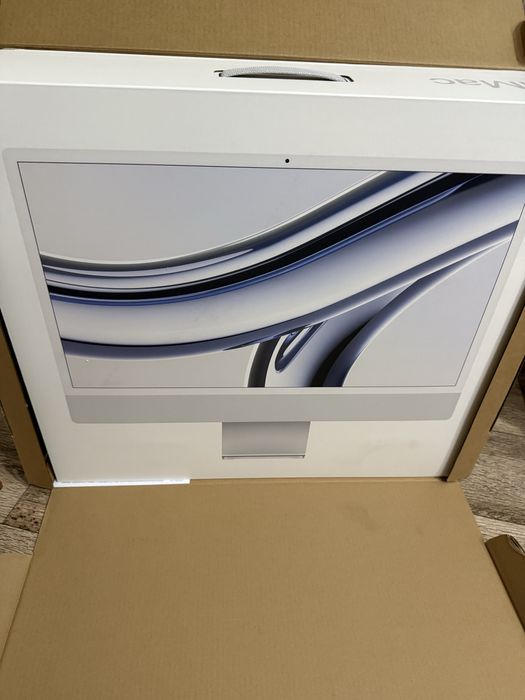 iMac 24-inch M3 8/256gb Silver НОВЫЙ