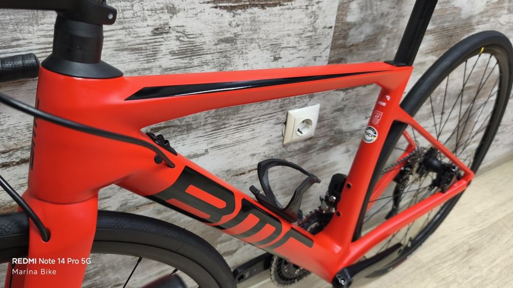 Карбонов шосеен велосипед BMC Teammachine SLR Disc 105 Di2 Mavic | 47