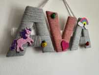 Nume handmade personalizate