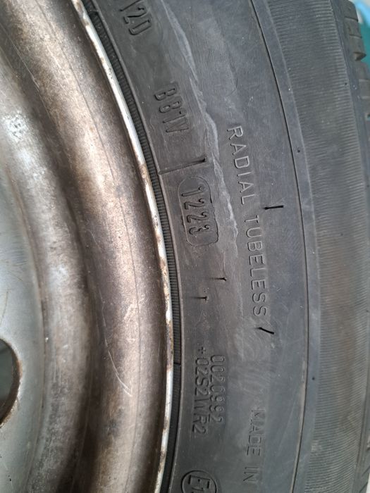 Гуми 225/65/16 с джанти
