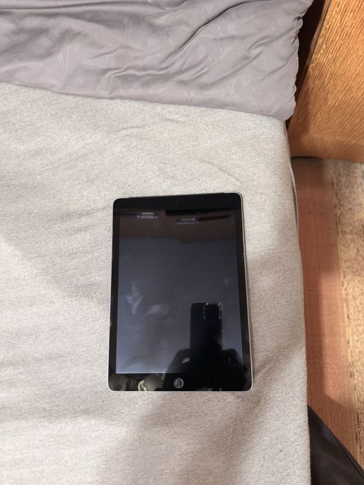 iPad Air 2 A1567 Wi-Fi SiM 16гб 2 рам 9.7 инча 4 ядрен батерия 7340 Am