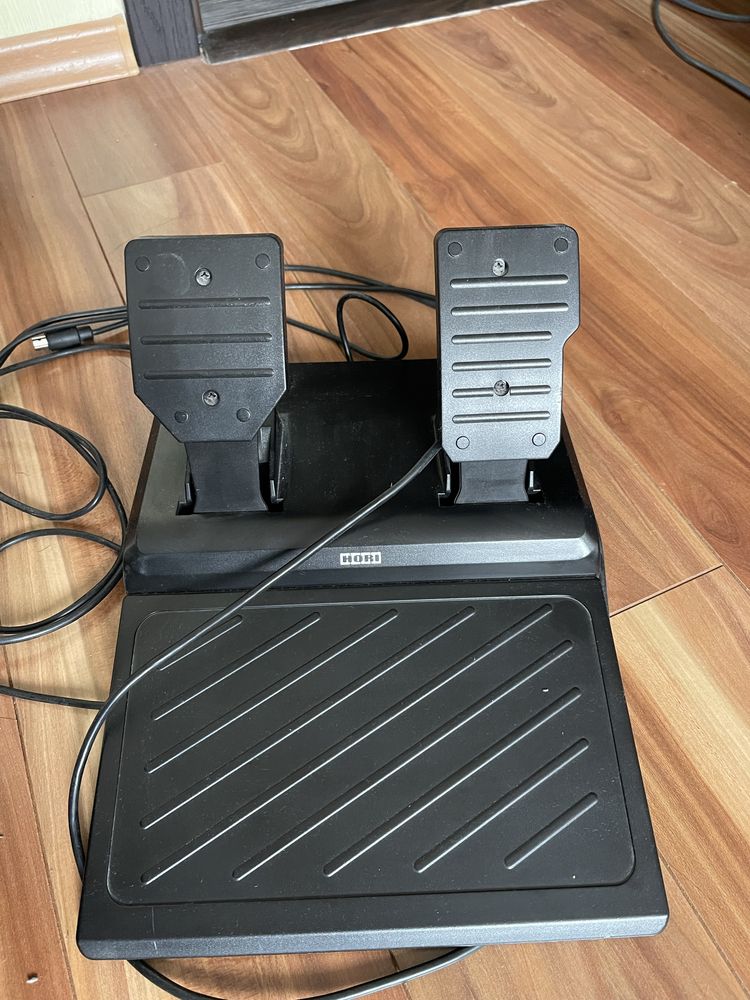 Волан с педали Hori за Xbox