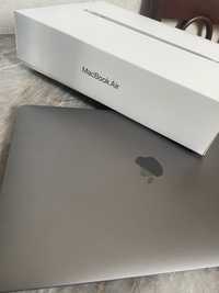 MacBook air M1 256GB