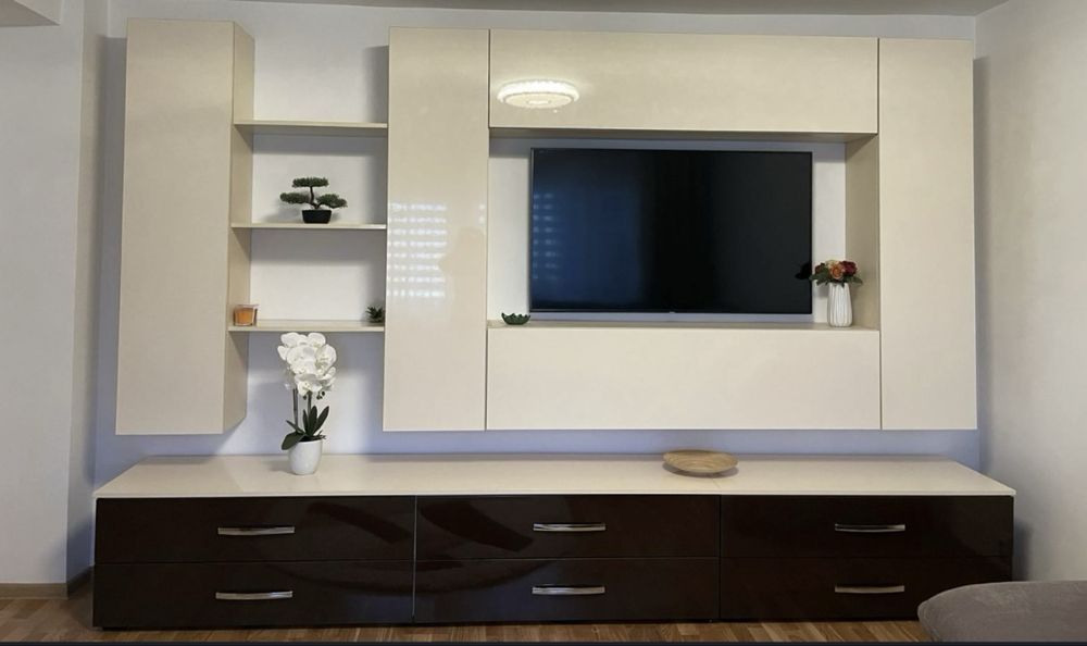Mobila living MDF, stare perfecta