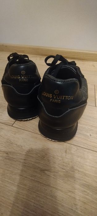 Мъжки сникърсиN 45 Louis Vuitton