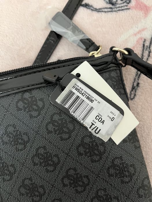 Дамска чанта Guess