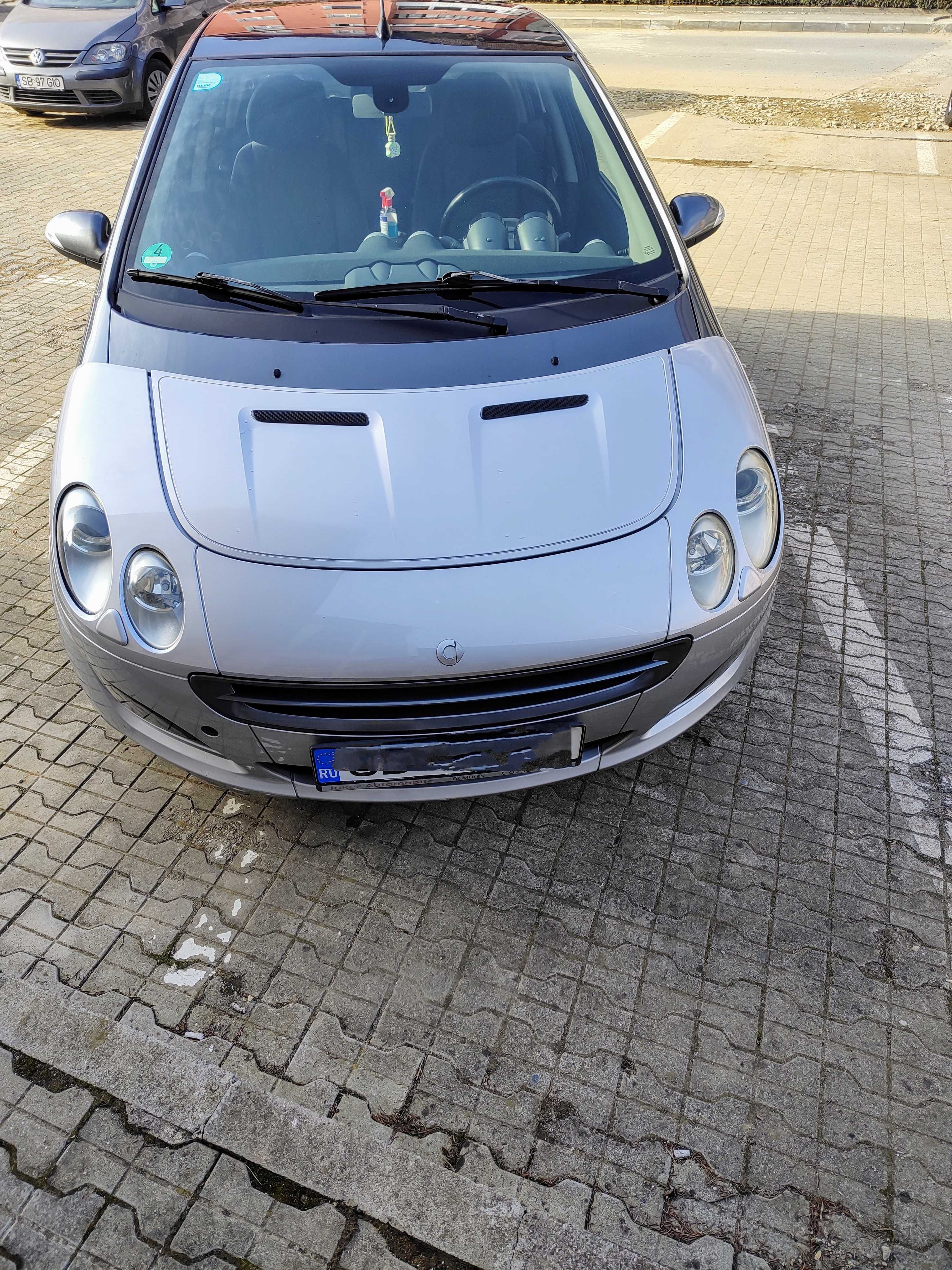Vand Smart Forfour 2004 1.5 benzina 109 cai