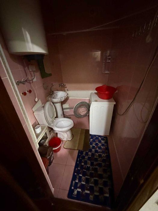 Продаётся 2х квартира на 3 этаж орр КРЫТЫЙ