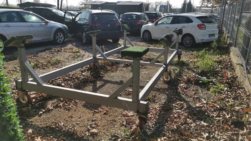 Стойка за лодка,яхта