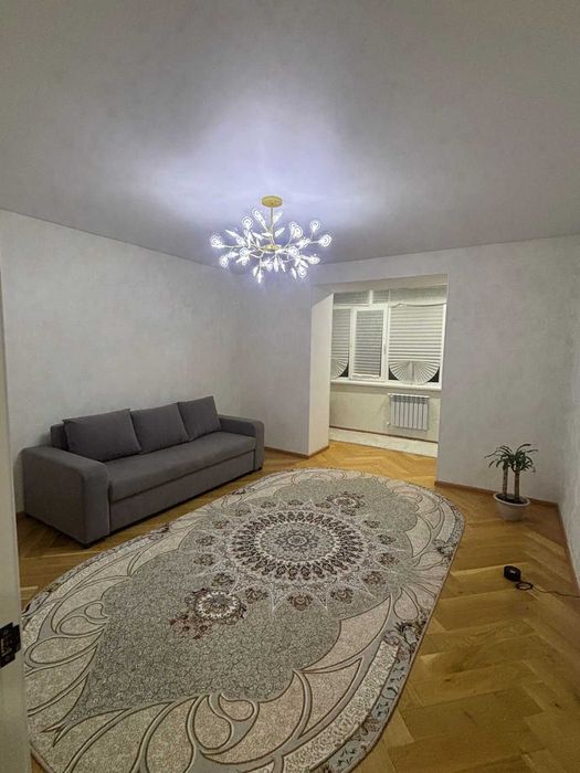 Продам 1 комнатную квартиру в 10 микрорайоне