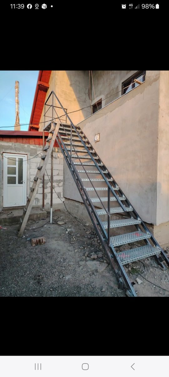 Scara zincate la comanda în toată tara oferim și montaj gratuit