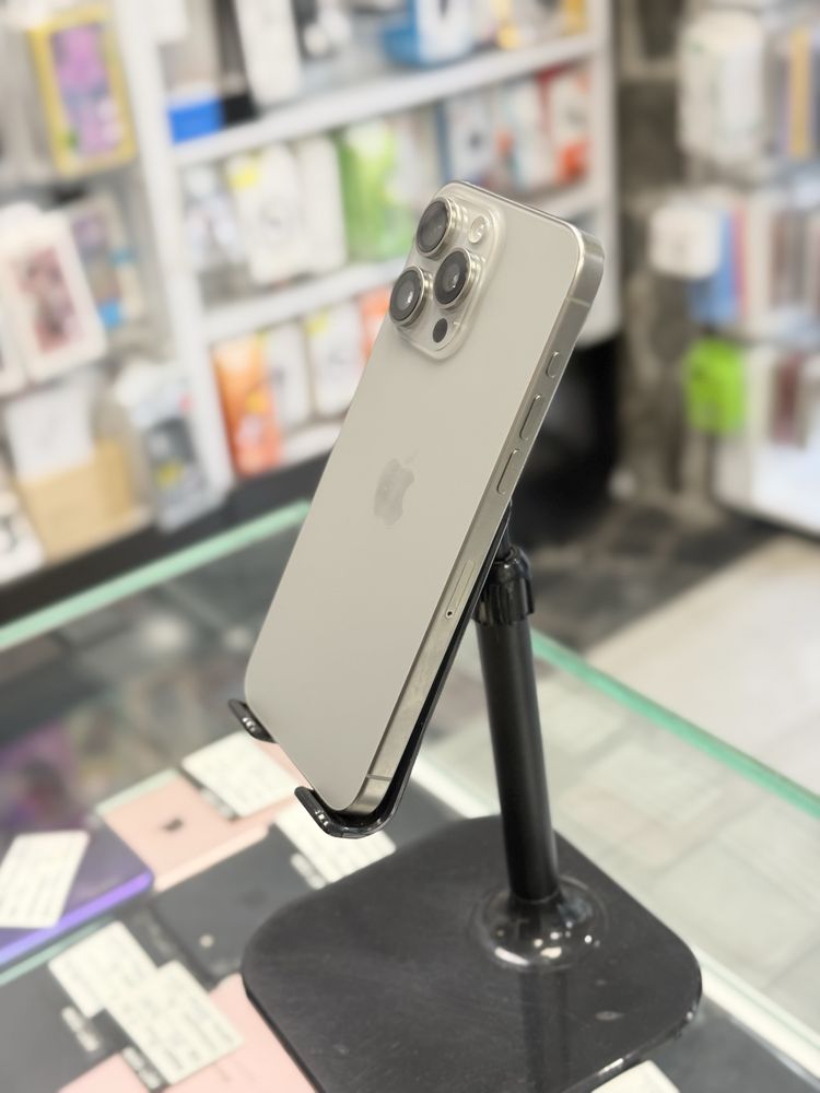 Apple iPhone 15 Pro Max 256GB Natural Titanium