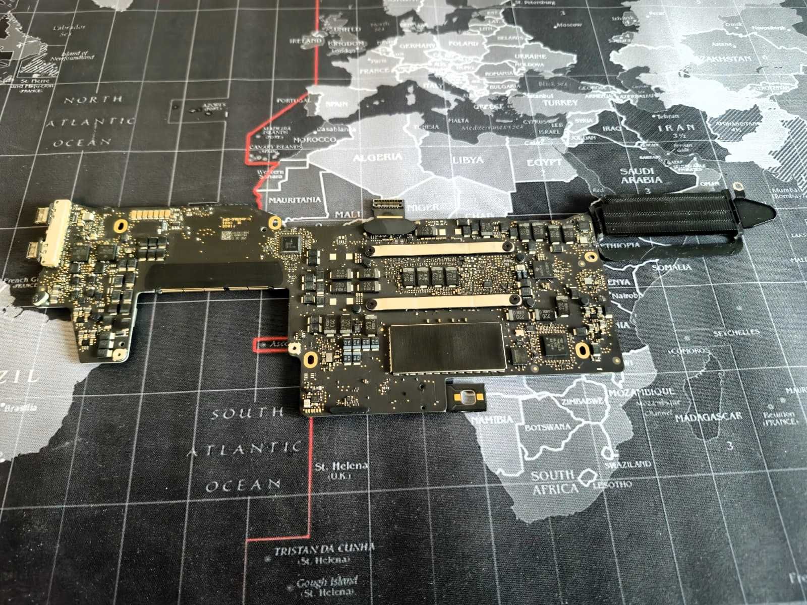 Placa de baza Macbook PRO A1708 13" 820-00840-A