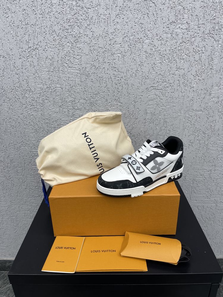 Louis Vuitton - LV trainer cloth low