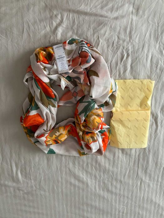 НОВО Daphne коприна и модал летни дамски Шал 4 броя