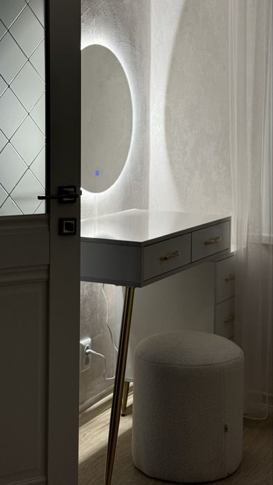 Туалетный столик